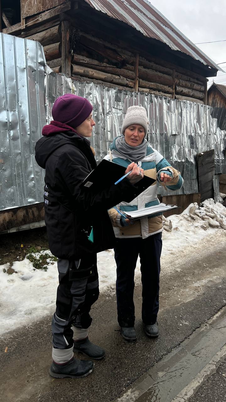 Veera und Laurene (Tierheim-Team).